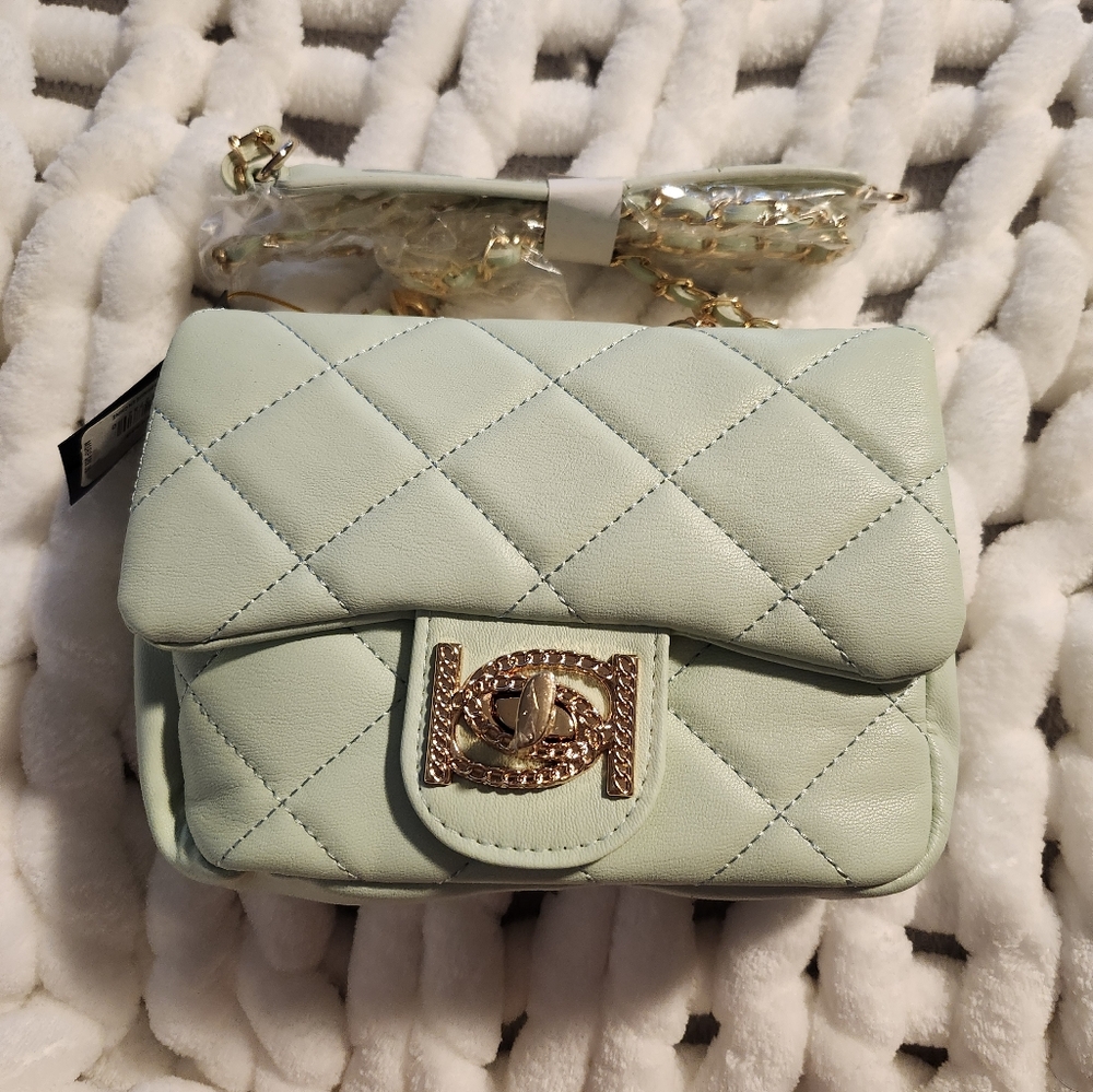 Nwt Bebe Wyatt shoulder bag- Mint